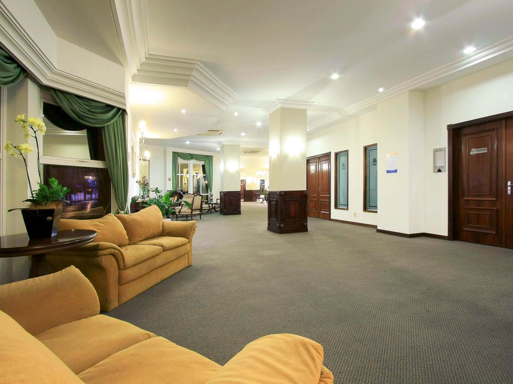 Mercure 4*